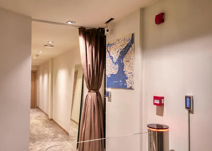 فندق Elephant In The 3*