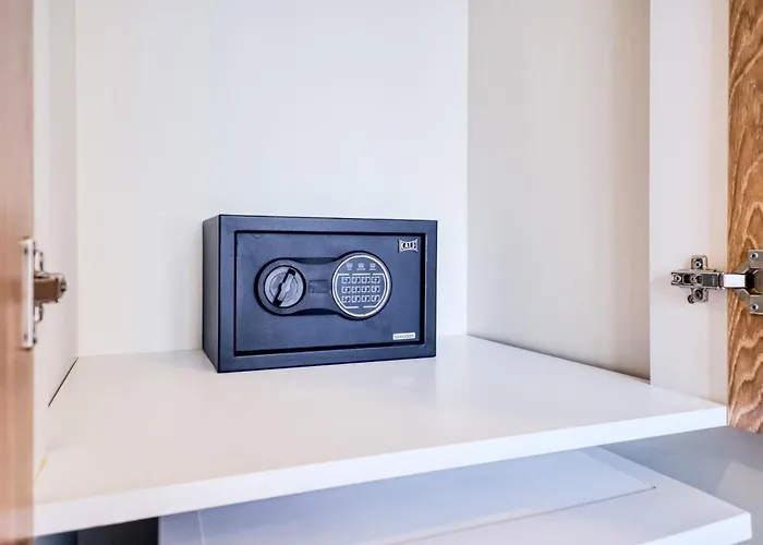 Elephant In The فندق 3*