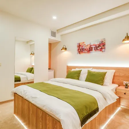 Elephant In The ホテル